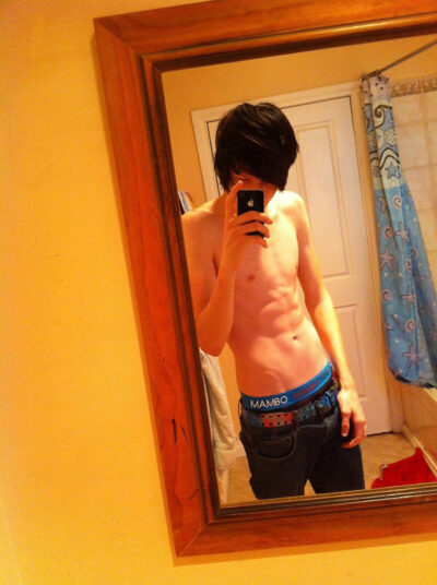 Skinny Twink Selfie