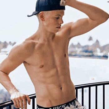 Baseball Hat Hottie