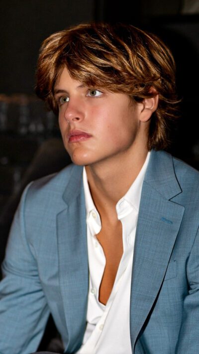 Featherd Hair and Plush Lips